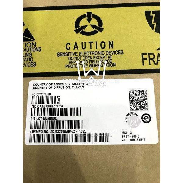 ADM3251EARWZ label picture 3