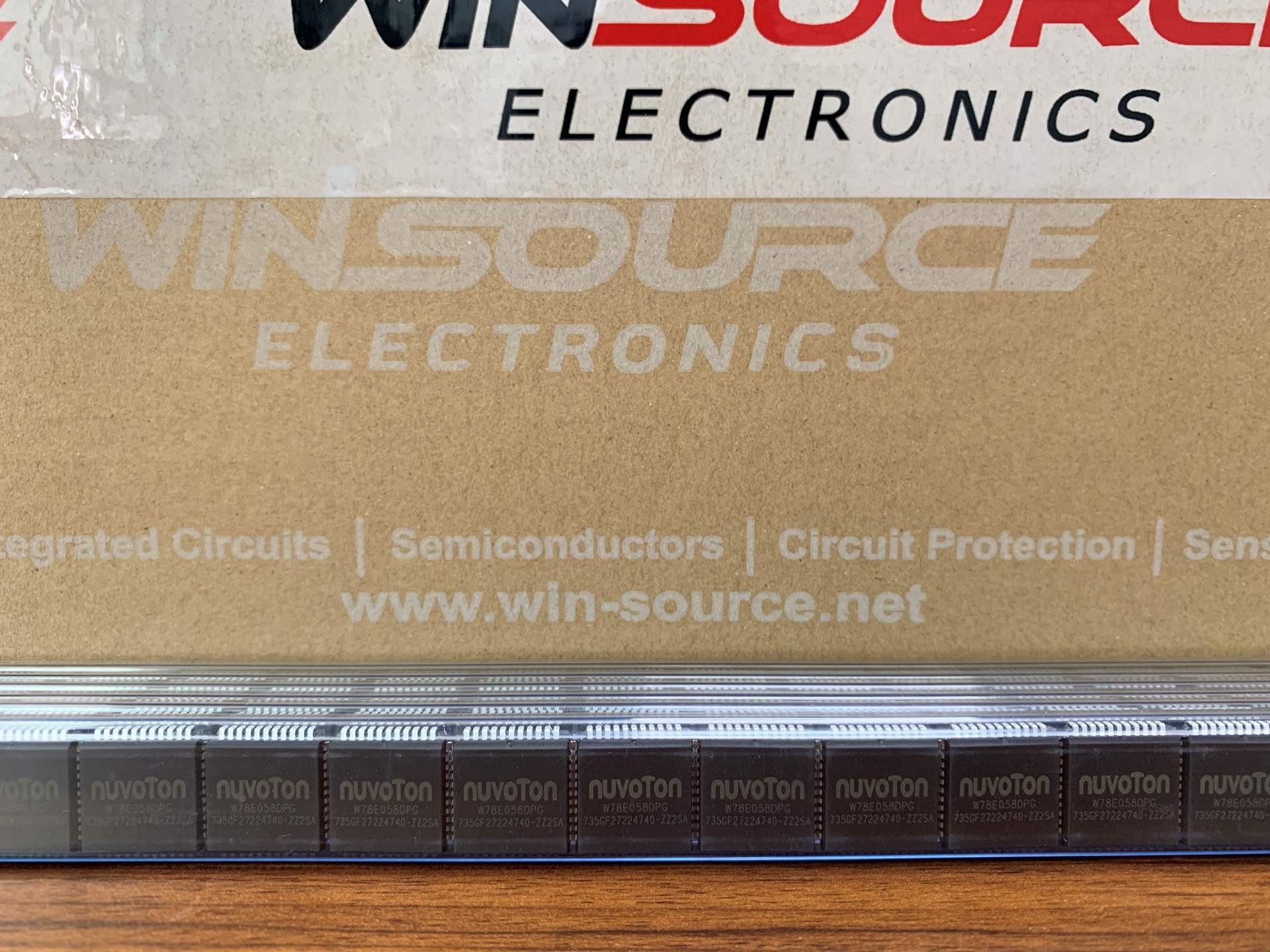 W78E058DPG