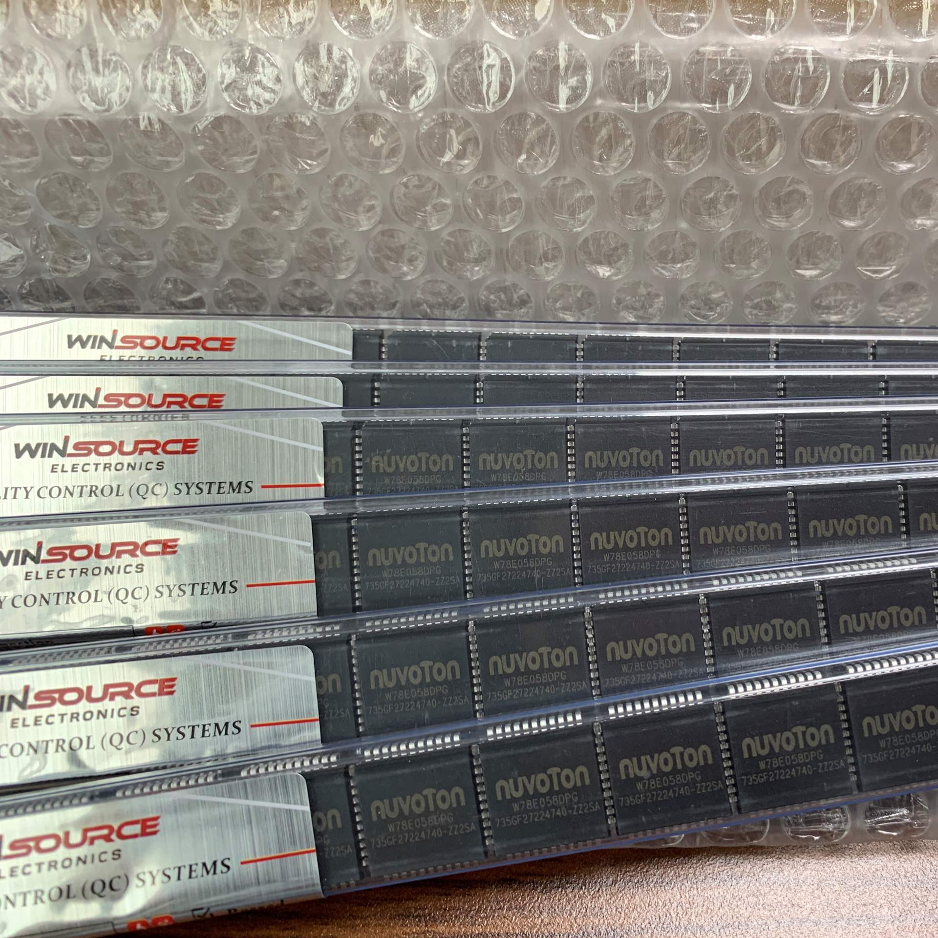 W78E058DPG