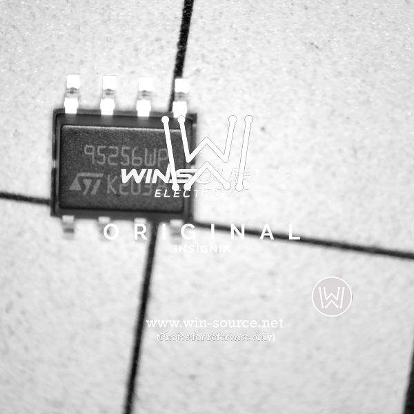 M95256-WMN6TP Real Image3