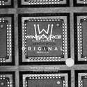 PIC16F1934-I/PT Real Image2
