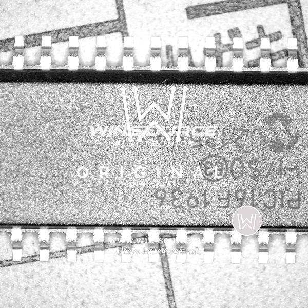 PIC16F1936-I/SO Real Image