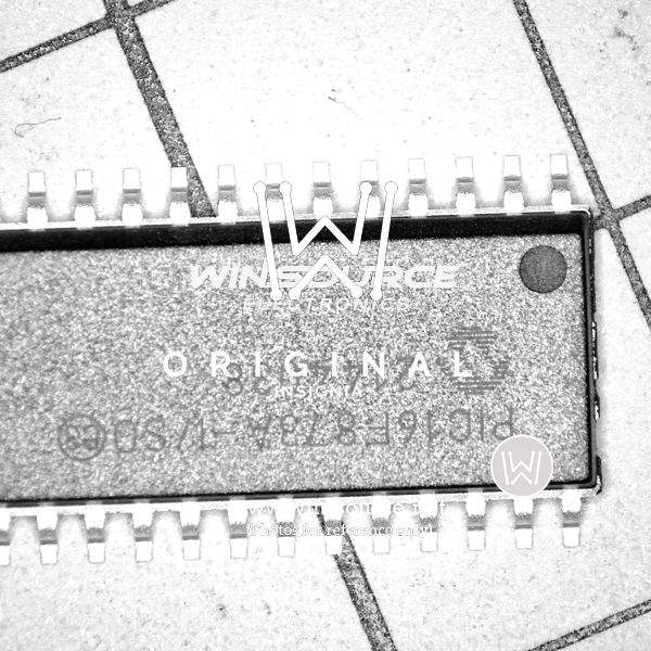 PIC16F873A-I/SO Real Image