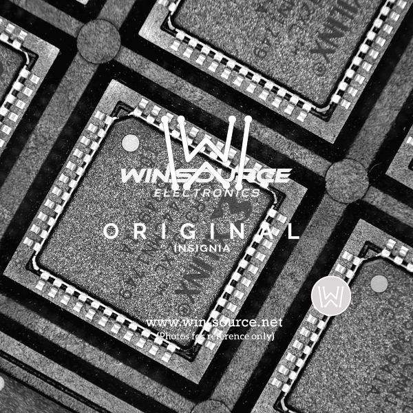 XCR3032XL-10VQG44C Real Image3