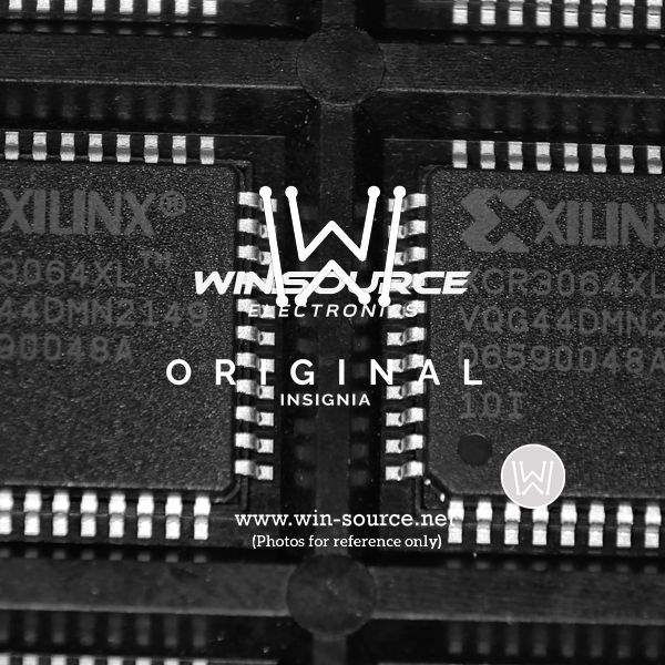 XCR3064XL-10VQG44I Real Image1