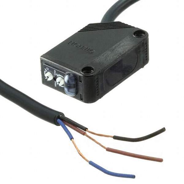E3Z-D82 Real Image