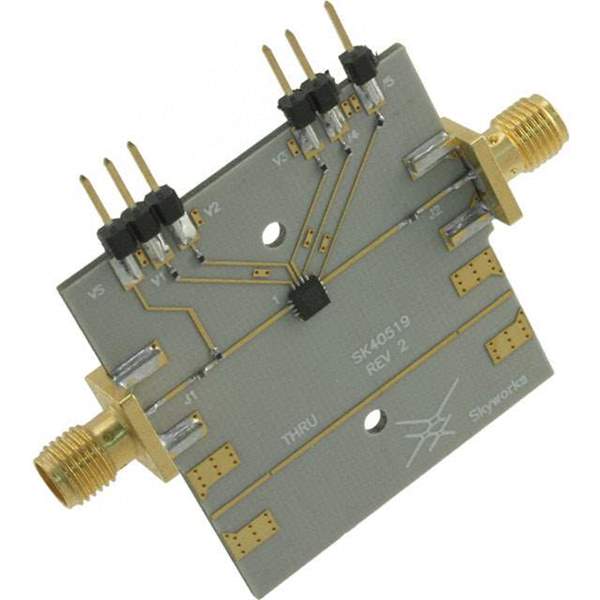 SKY12328-350LF-EVB Real Image